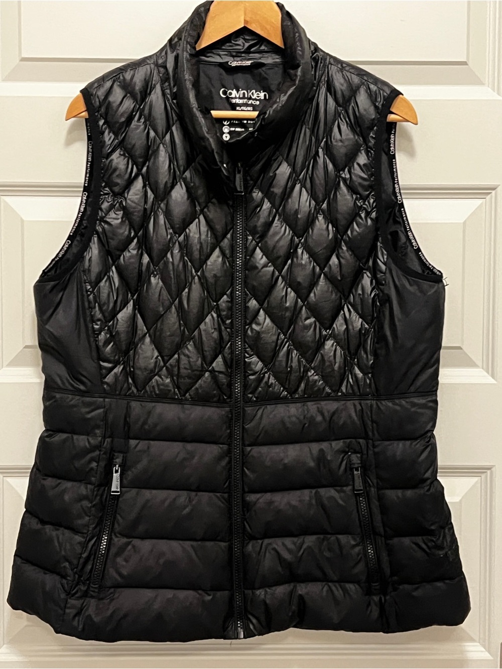 Calvin Klein Black Quilted Sleeveless Puffer Vest